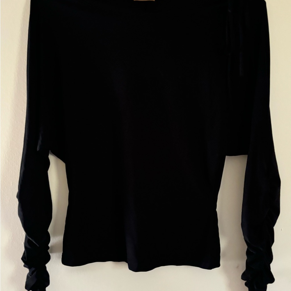Chic Black Long Sleeve Top
